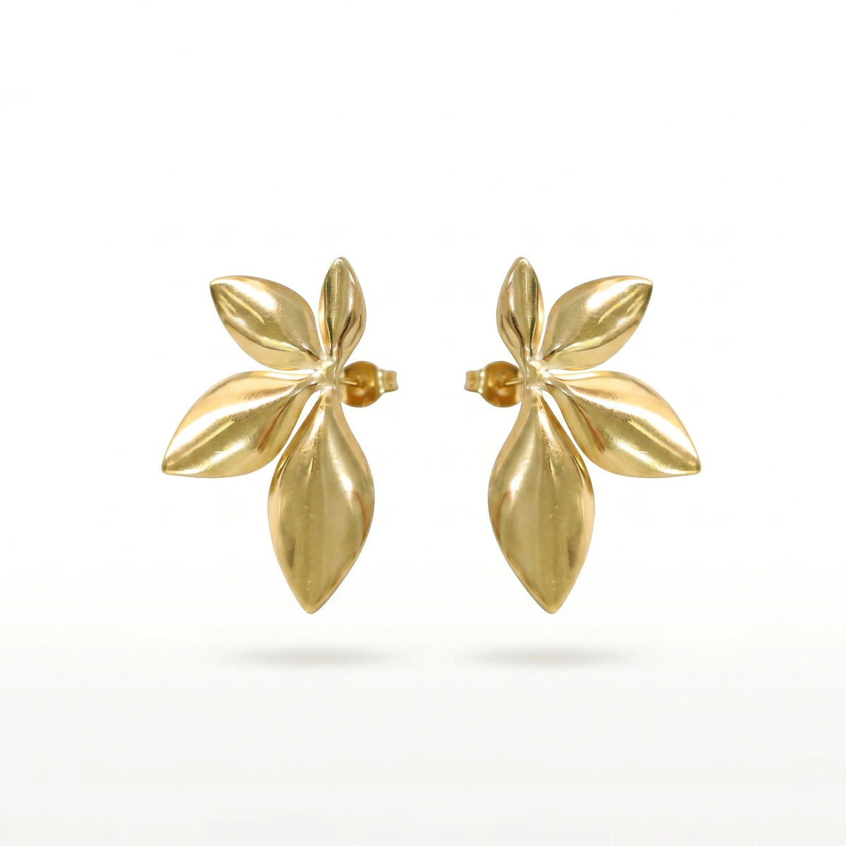 QIAOREN 11768 18K Gold Plated Stainless Steel Four Leaf Stud Earrings Minimalist Nature Leaf Jewelry Gift for US European Women