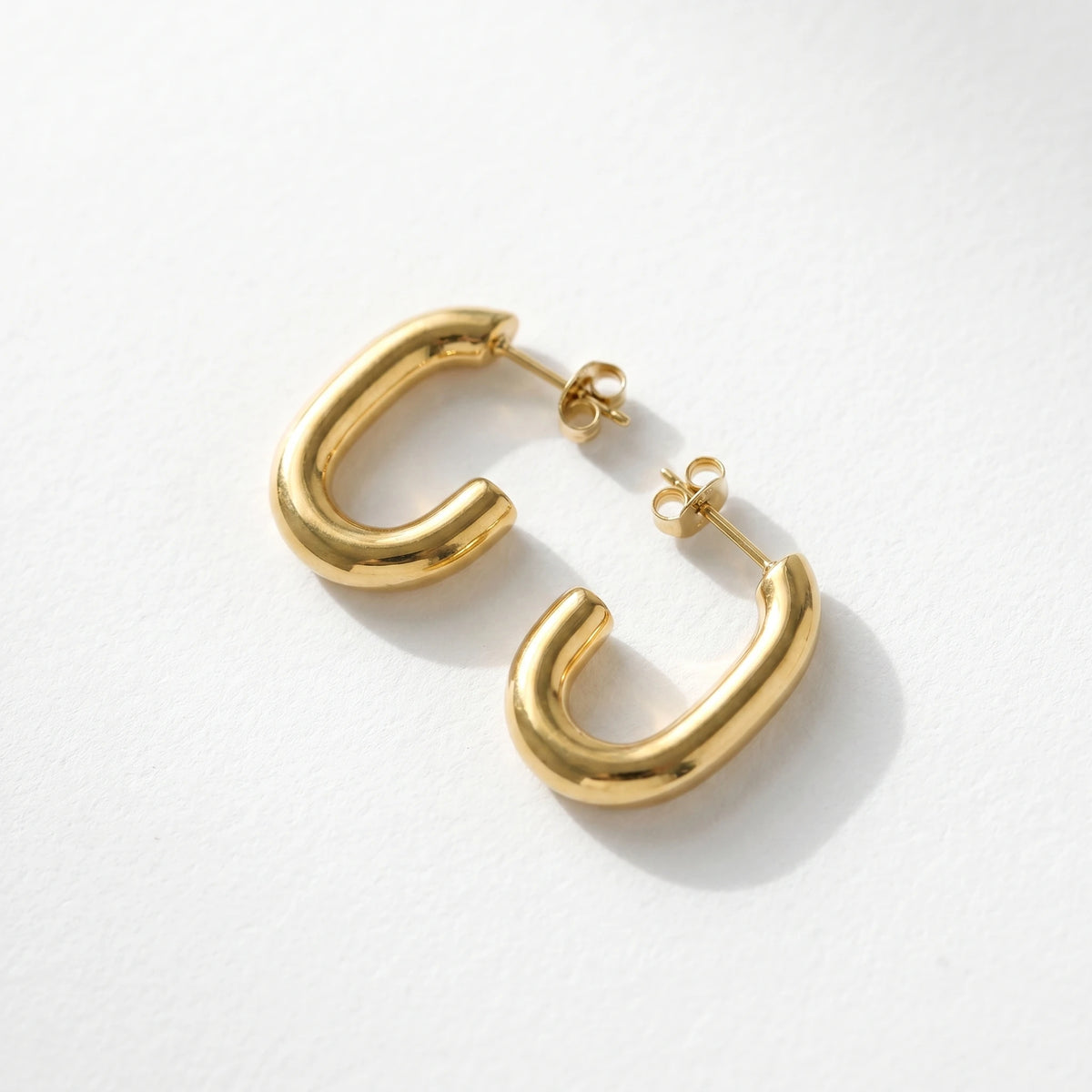 QIAOREN 12389 Trendy Chunky U Shape Hoop Earrings Gold Stainless Steel Bold Elongated Paperclip Open C Hoops Studs Women US EU