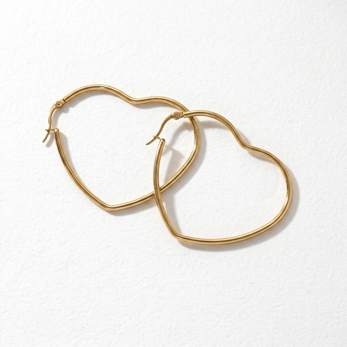 QIAOREN 12334 Romantic Heart Shaped Hoop Earrings Gold Stainless Steel Sleek Front Facing Sweetheart Large Hoops Women US EU