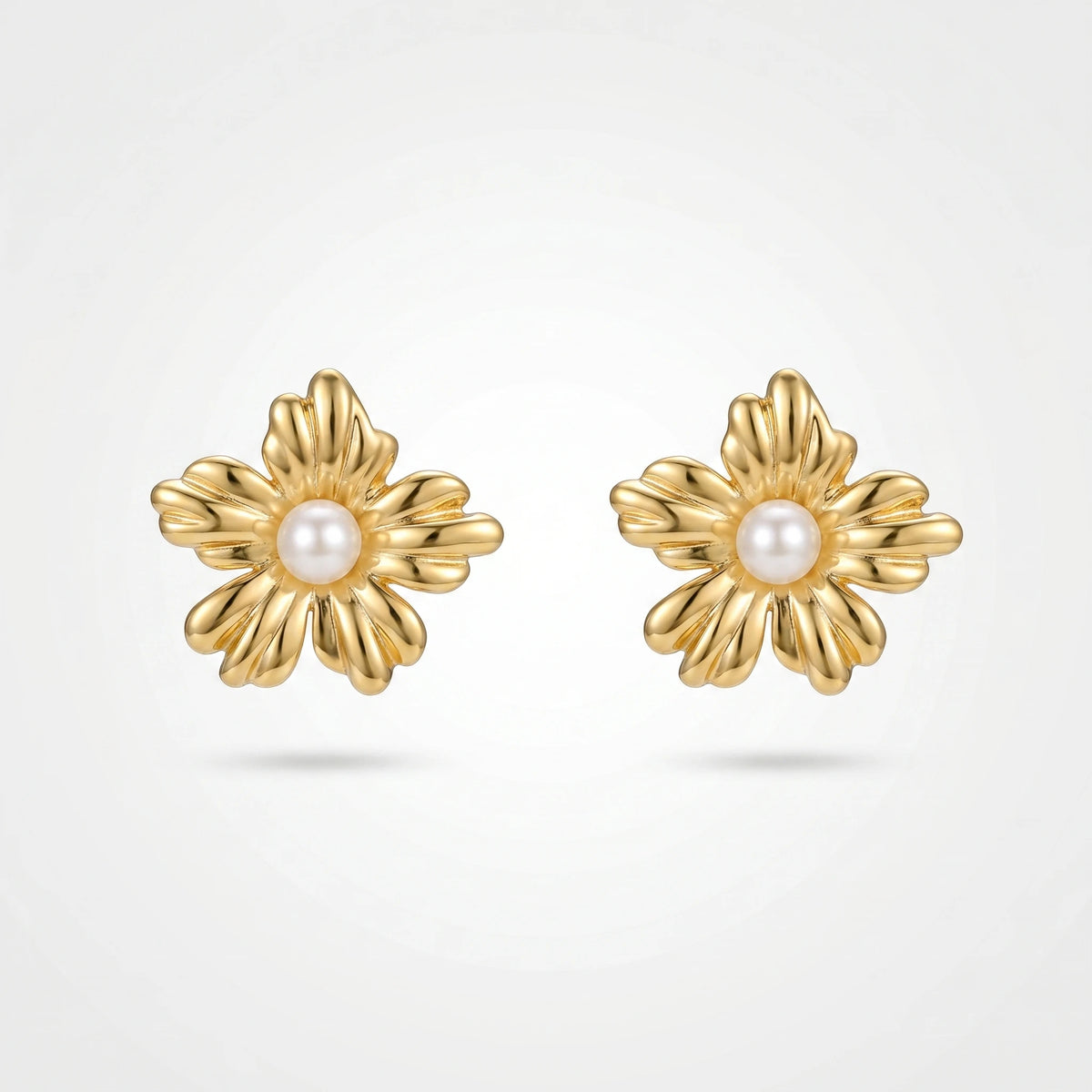 QIAOREN 12237 Trendy French Vintage Pearl Flower Stud Earrings Stainless Steel 18K Gold Plated Ridged Floral Jewelry for Women