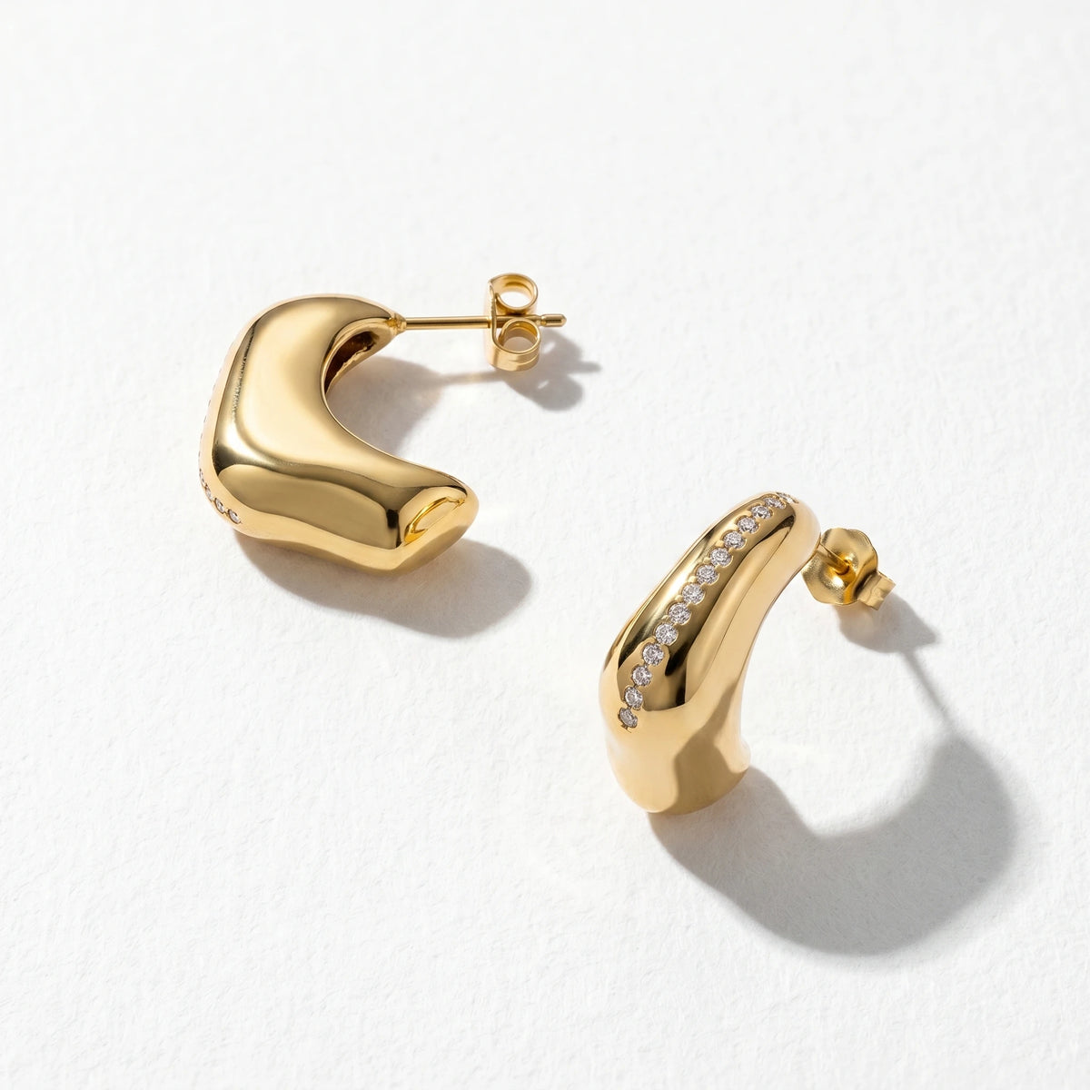 QIAOREN 12514 Bold Puffy C Hoop Earrings Gold Stainless Steel Pave Zircon Stripe Chunky Studs Jewelry US EU