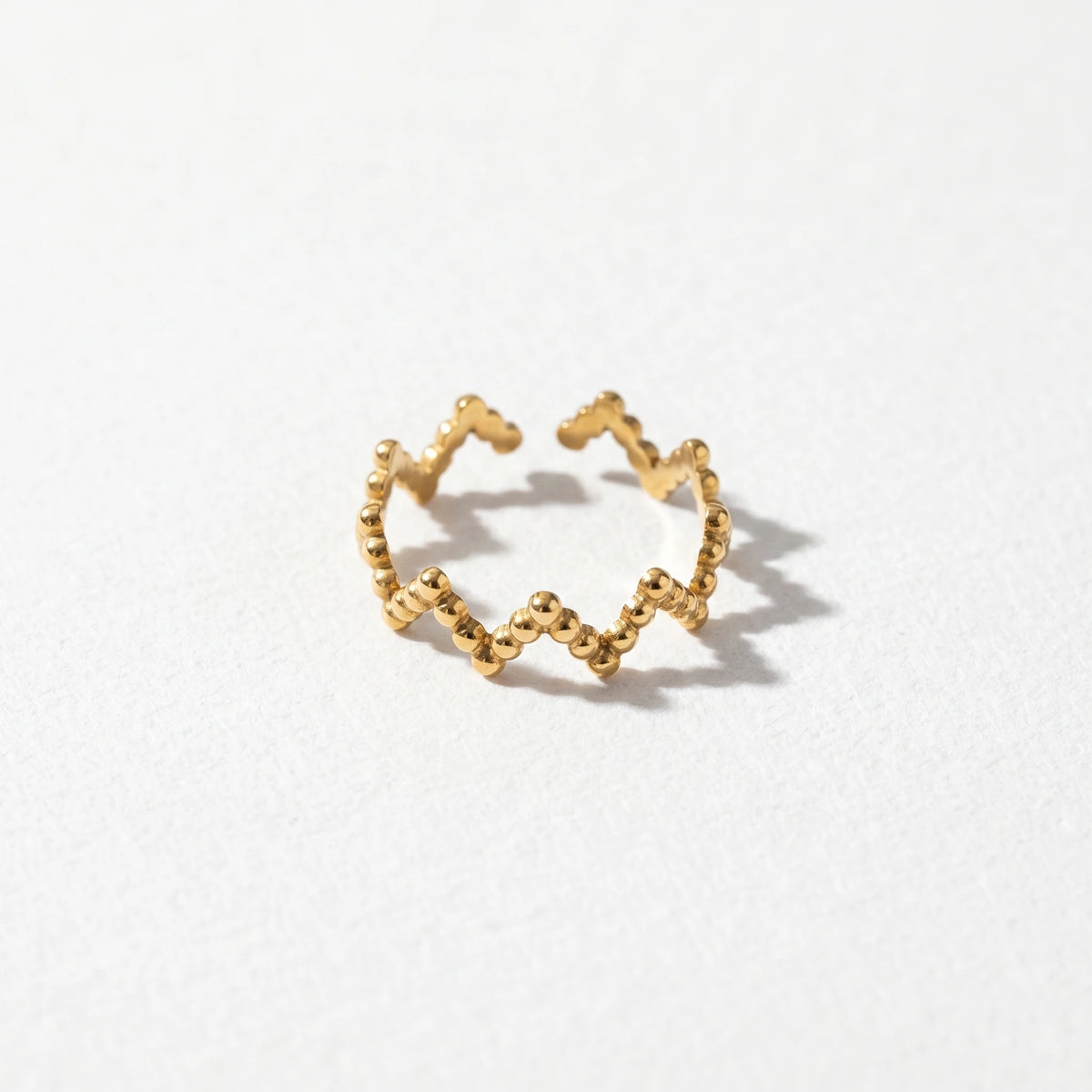 QIAOREN 13091-95 5Pcs 18K Gold Plated Stainless Steel Open Ring Set, Adjustable Stackable Heart Finger Rings