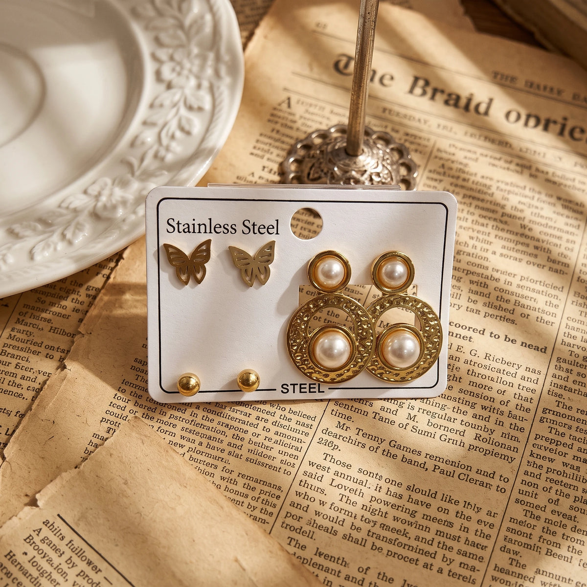 QIAOREN 14482 3 Pair Gold Stainless Steel Earrings Set, Leopard Textured Double Circle Pearl, Butterfly & Ball Stud Earrings