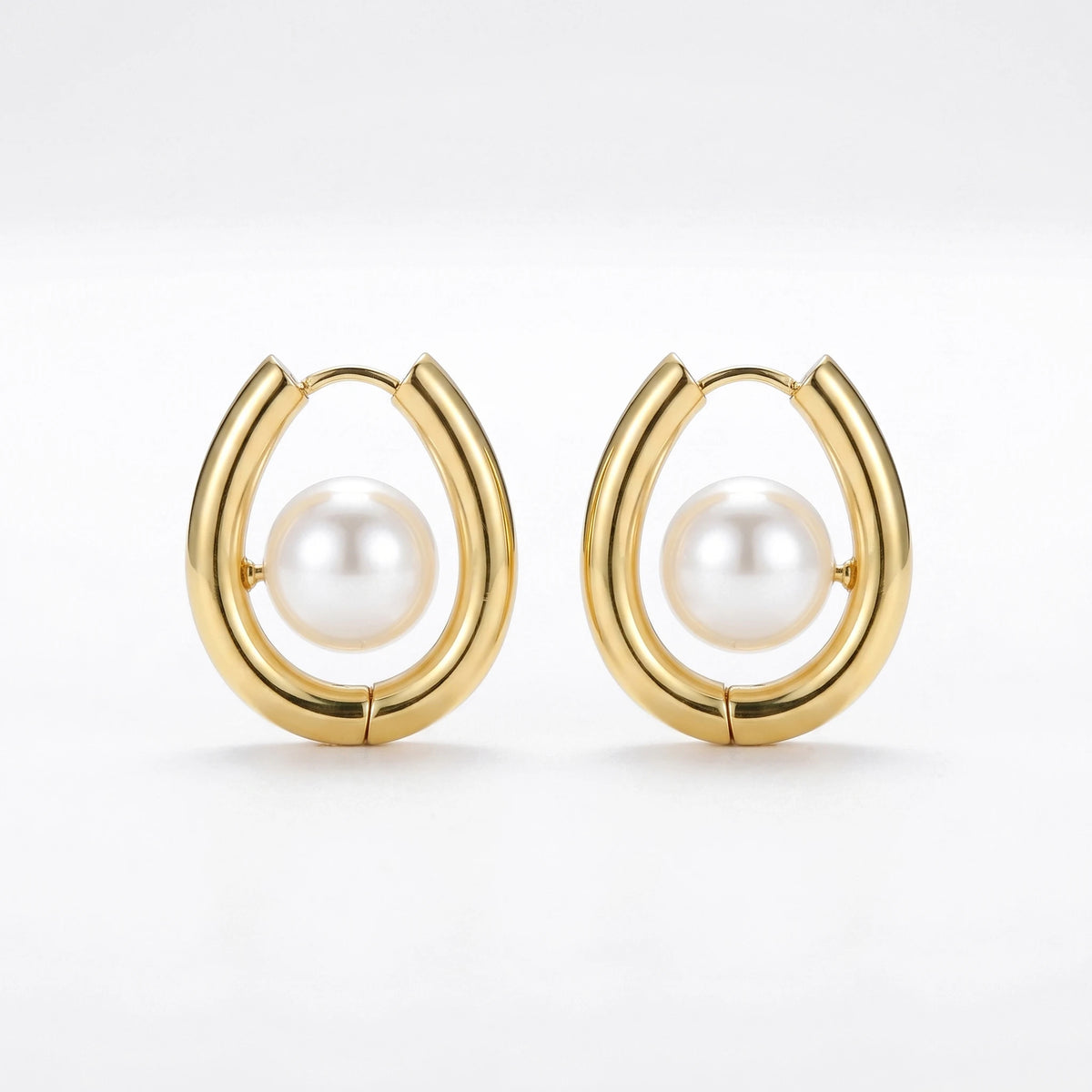QIAOREN 12531 Modern Pearl U Hoop Earrings Gold Stainless Steel Centered Pearl Bold Horseshoe Hoops Women US EU