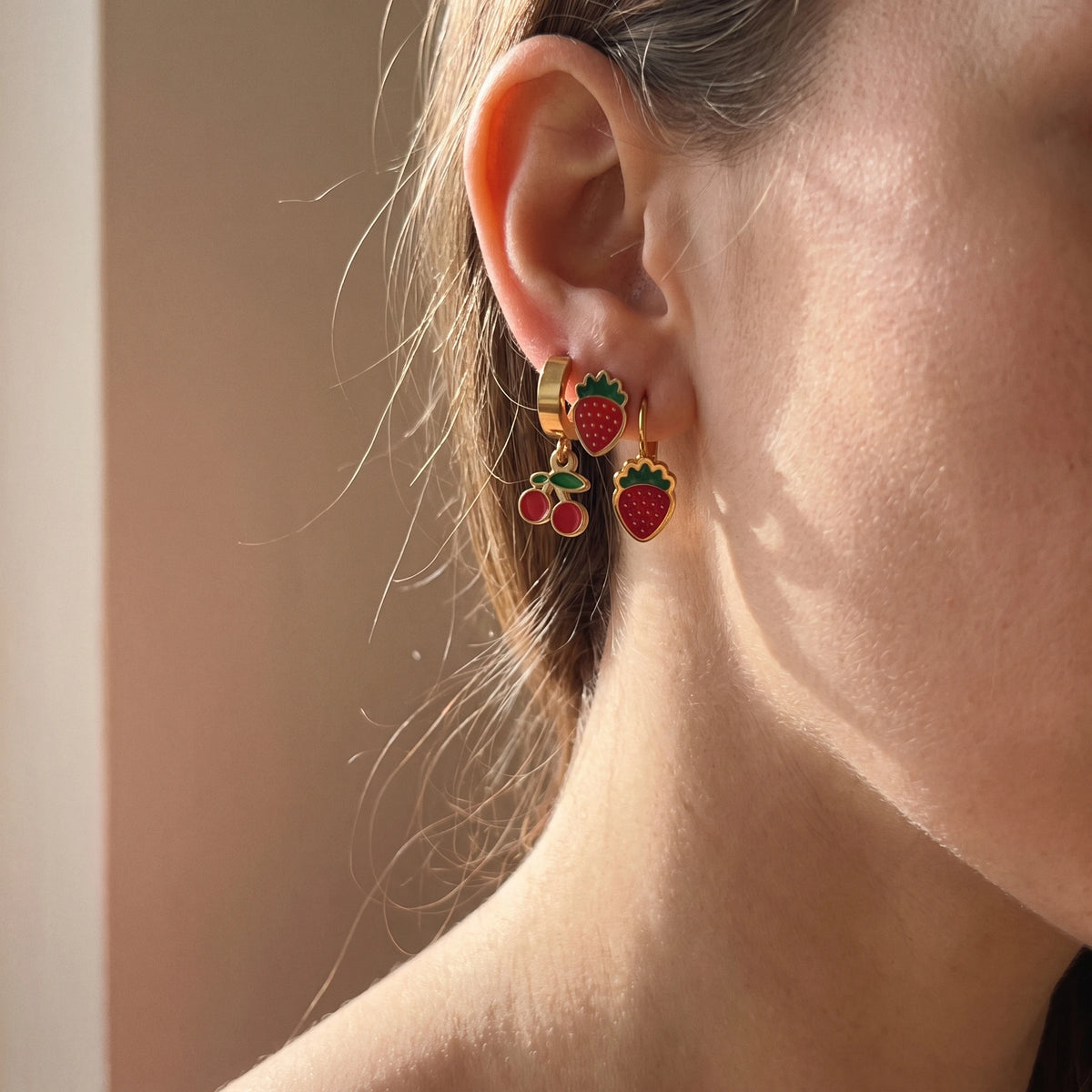 QIAOREN 14528 Waterproof Stainless Steel Fruit Earrings Set Strawberry Cherry Hoop Stud Earrings Enamel Jewelry Women