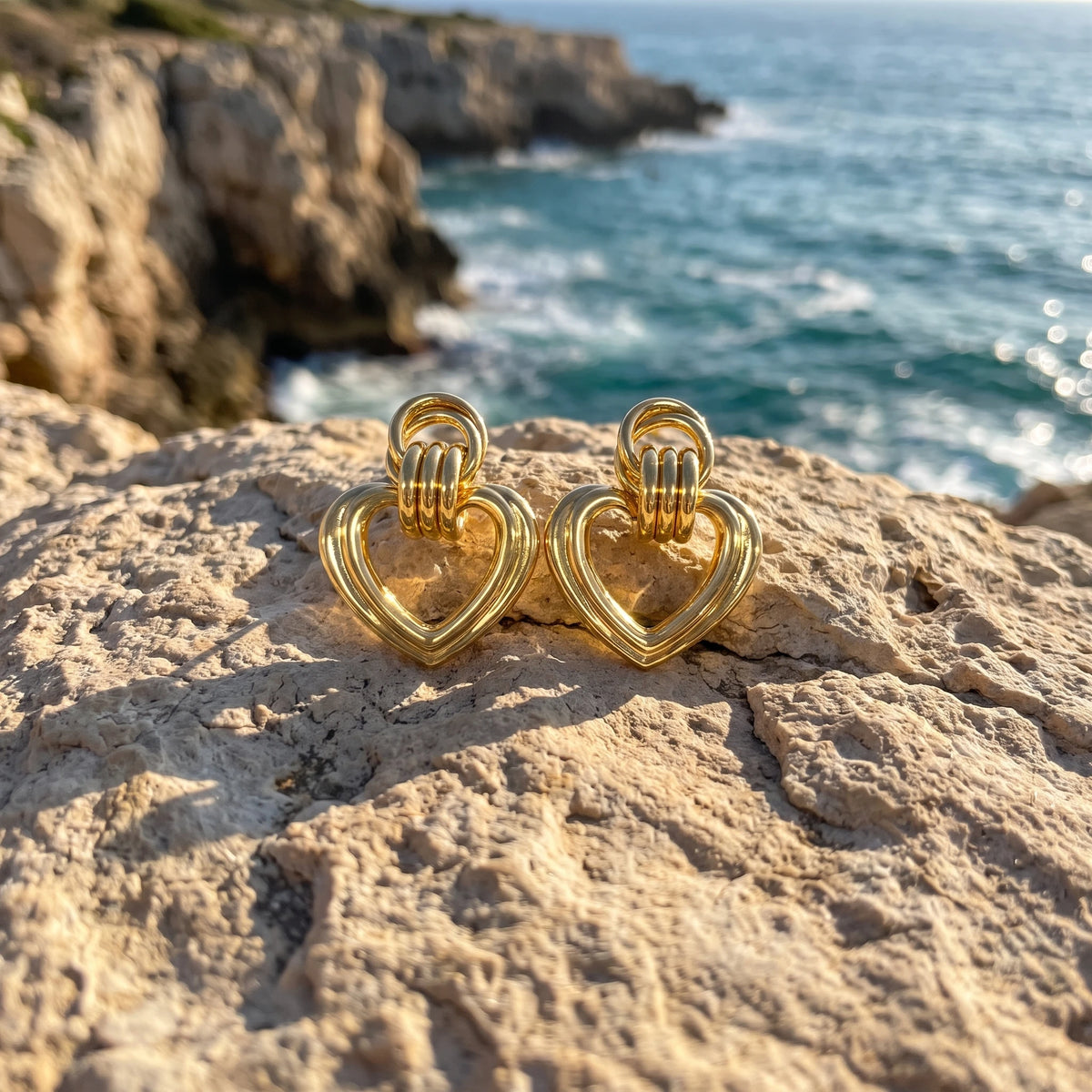 QIAOREN 14540 Open Heart Interlocking Drop Stud Earrings, Grooved Hollow Heart Gold Metal Hypoallergenic Jewelry Gift