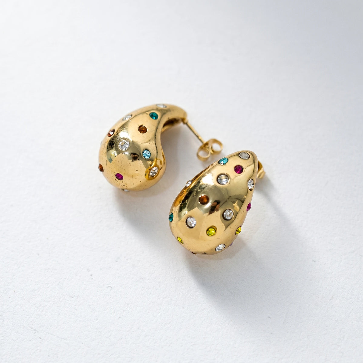 QIAOREN 12285 Trendy Rainbow CZ Teardrop Earrings Gold Stainless Steel Scattered Colorful Gemstone Dome Hoops Women US EU