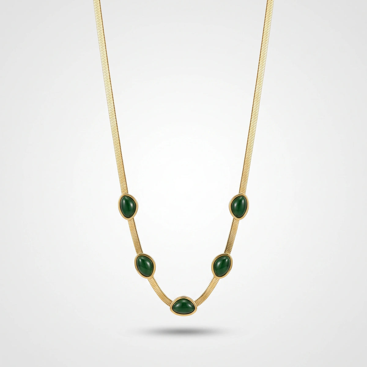 QIAOREN 13524 Flat Snake Chain Station Necklace with Five Oval Emerald Green Cabochon Stone Charms, Gold Bezel Set Natural