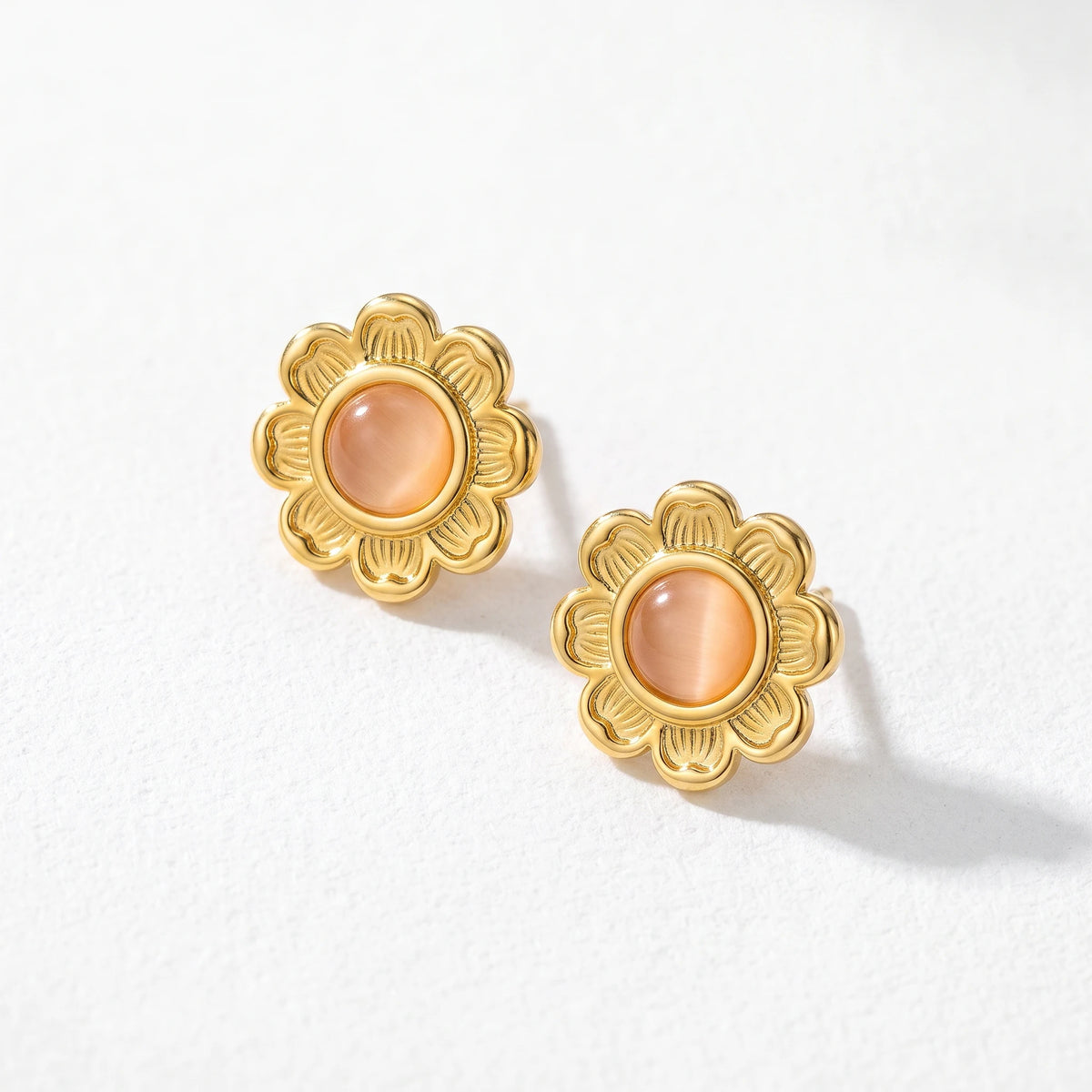 QIAOREN 13267 Gold Tone Daisy Flower Stud Earrings Inlaid Round Pink Cat Eye Stone Sunflower Shape Pin Studs Warm Retro Gentle