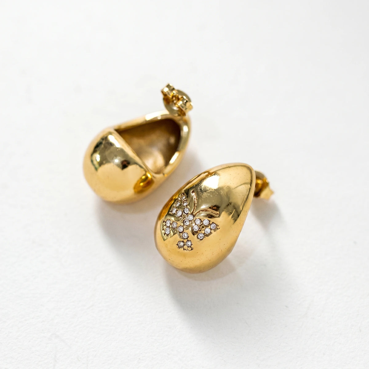 QIAOREN 12260Trendy Chunky Teardrop Earrings Gold Stainless Steel CZ Pave Butterfly Waterdrop Studs Jewelry for Women US EU