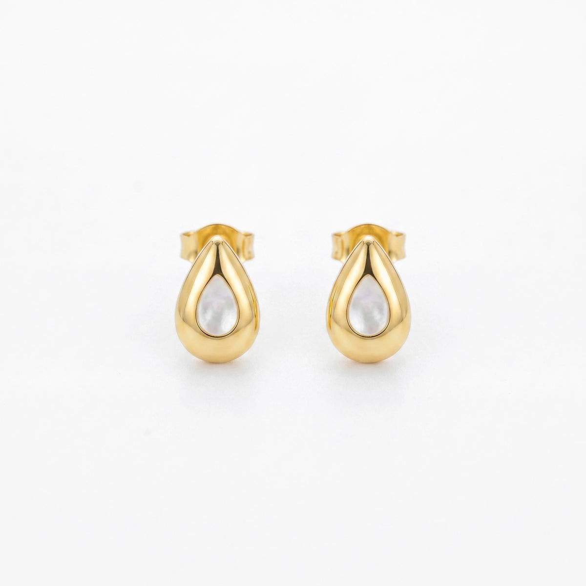 QIAOREN 13222 Gold Plated Teardrop Pearl Stud Earrings for Women Stainless Steel Minimalist Fashion Jewelry