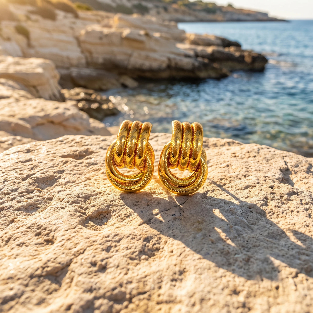 QIAOREN 14534 Waterproof Stainless Steel Stud Earrings Twisted Triple Ring Statement Earrings Hypoallergenic Jewelry Women